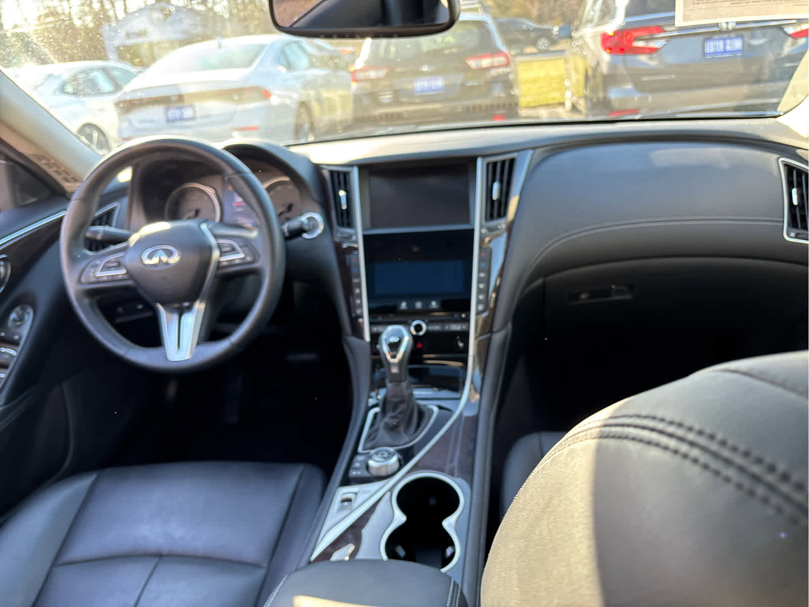 Used 2018 INFINITI Q50 Luxe w/ Essential Package (3.0T Luxe) image 30