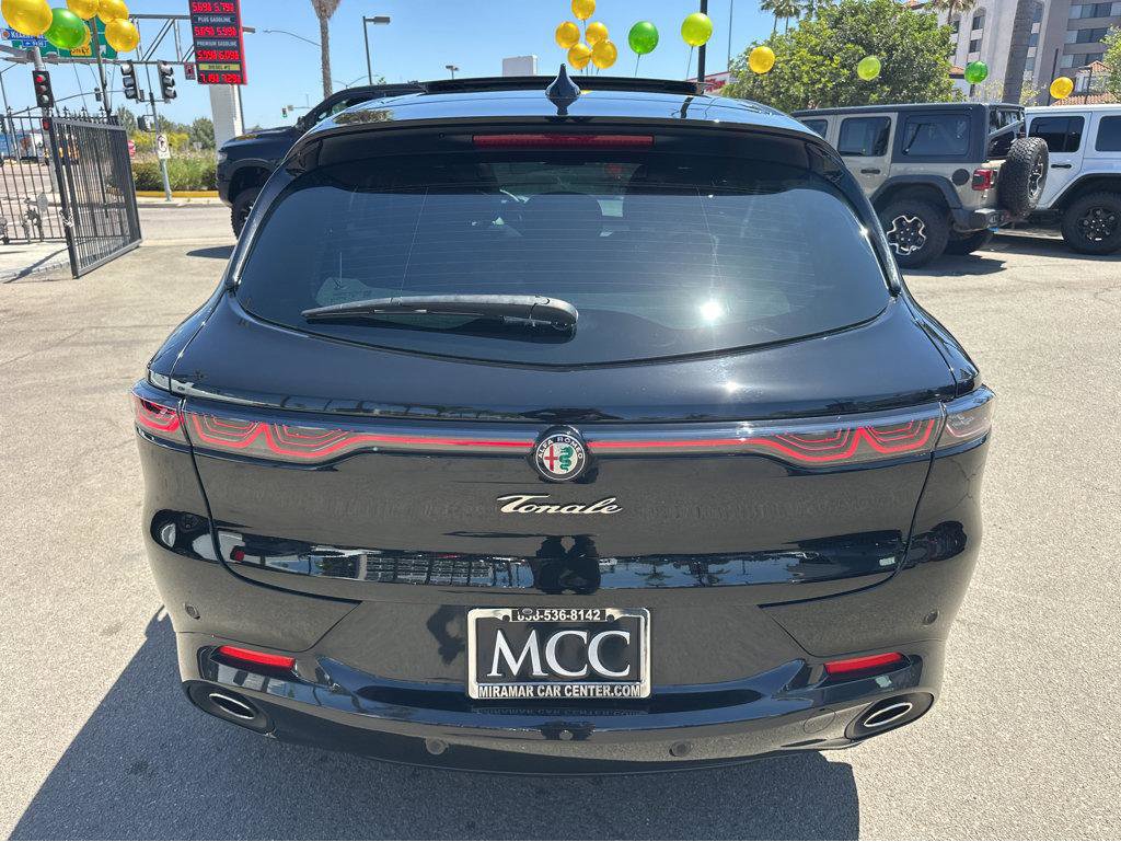 Used 2024 Alfa Romeo Tonale Ti w/ Premium Interior Package AWD/4WD image 12