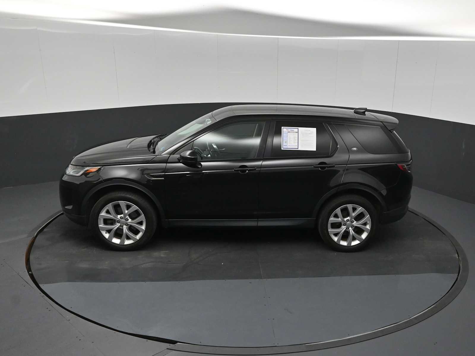 Used 2020 Land Rover Discovery Sport SE AWD/4WD image 32