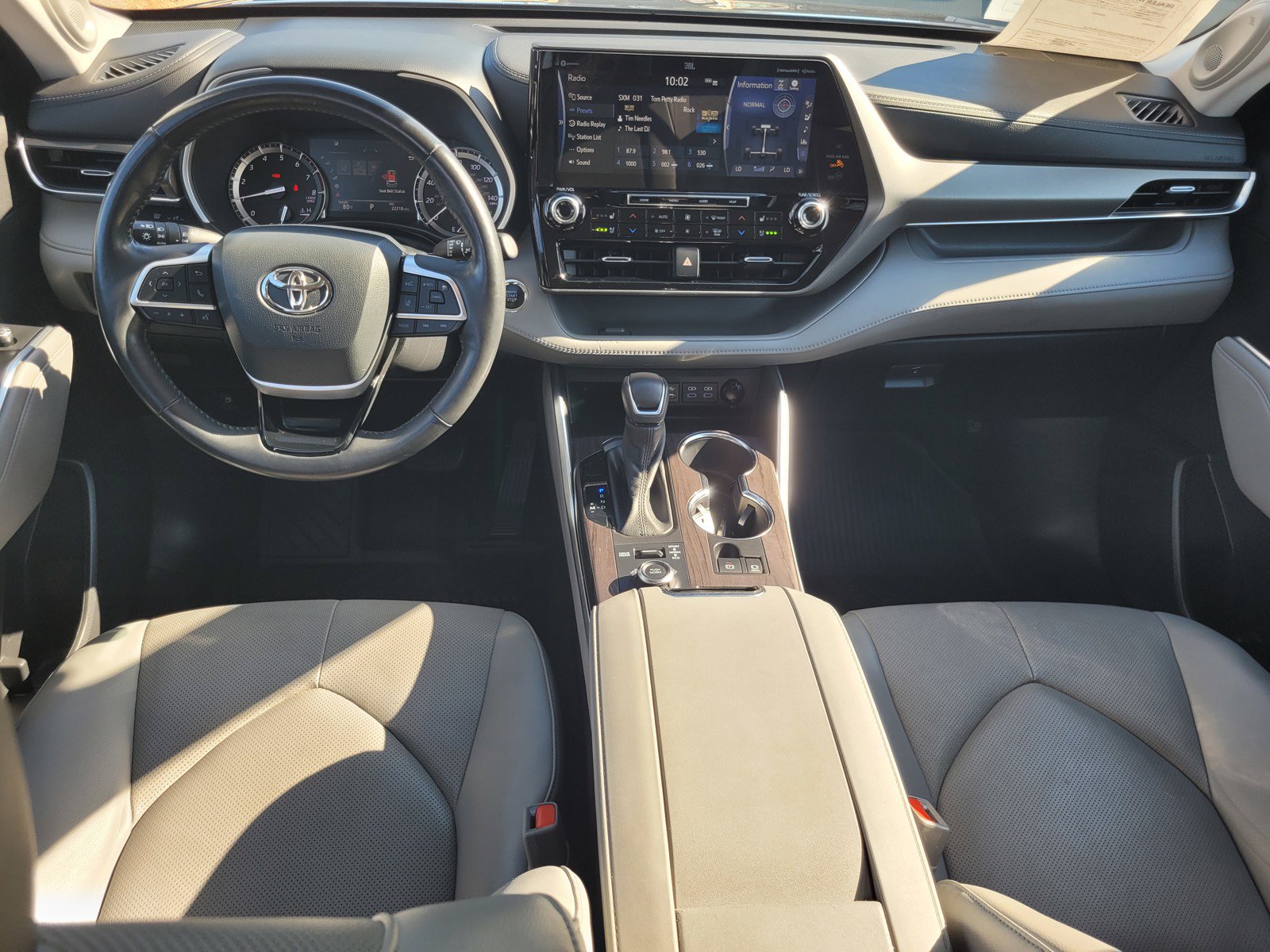 Used 2022 Toyota Highlander Limited AWD/4WD image 13