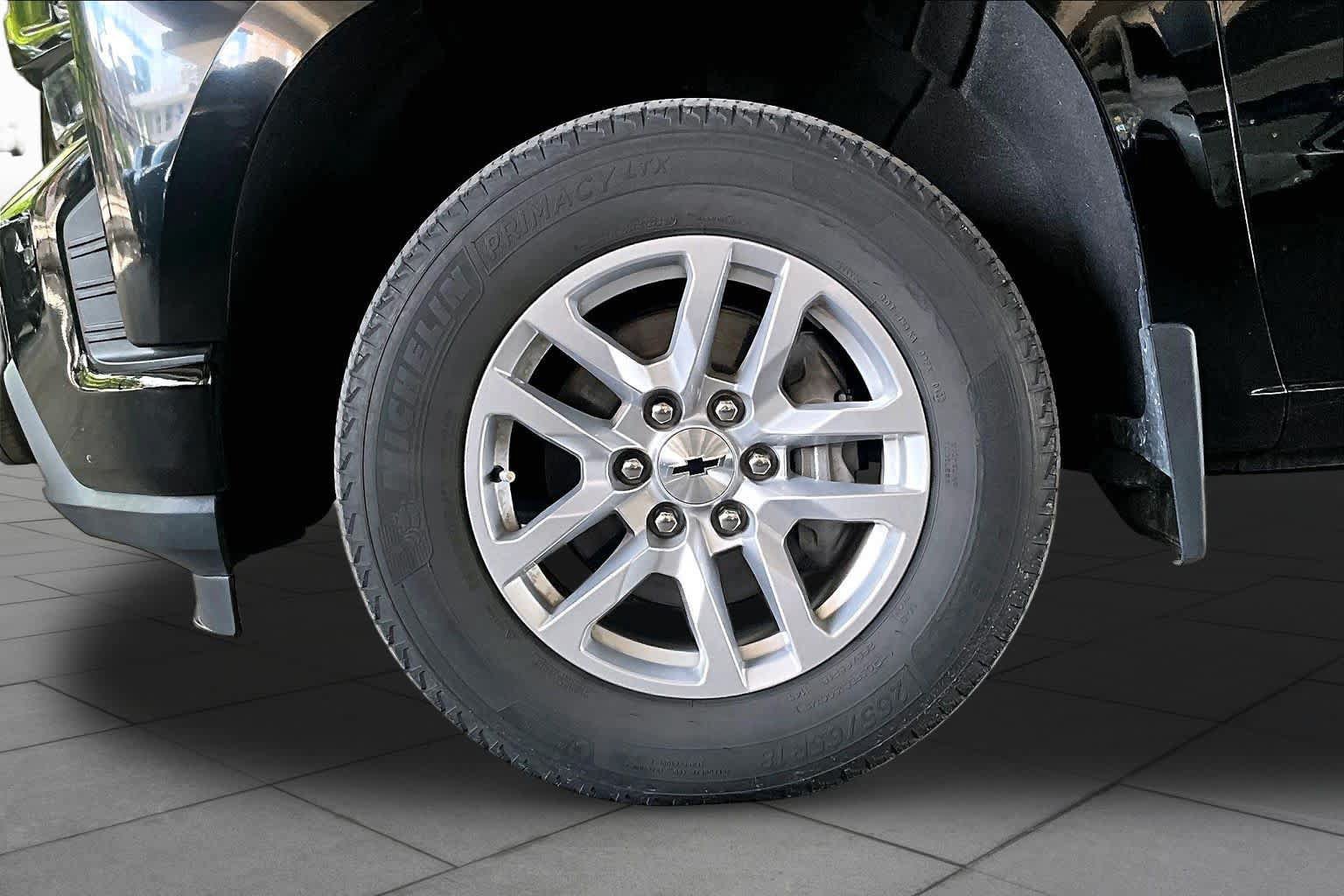 Used 2022 Chevrolet Silverado 1500 RST RWD image 10