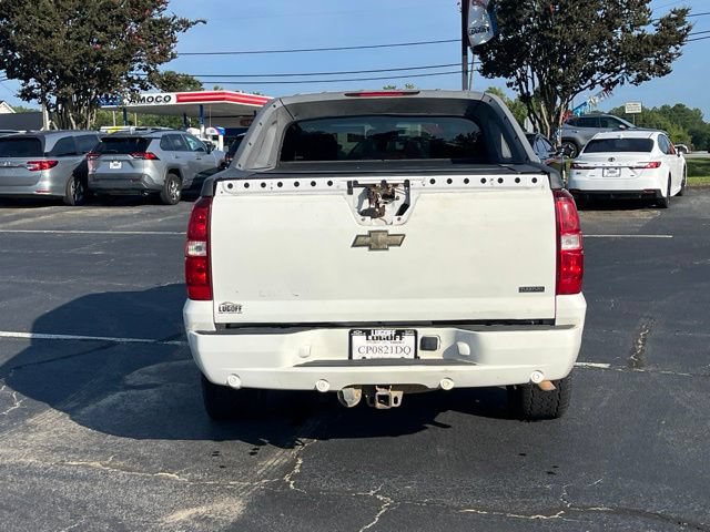 Used 2011 Chevrolet Avalanche LT AWD/4WD image 29