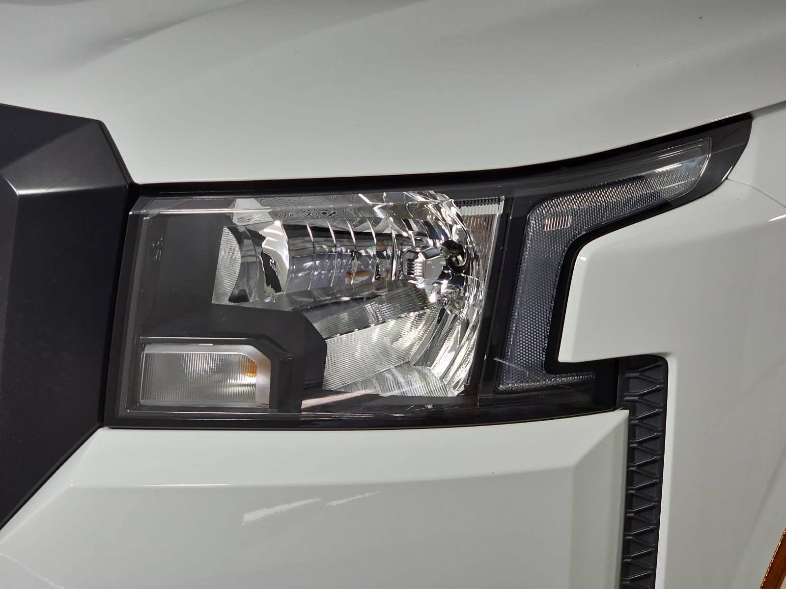Used 2022 Nissan Frontier S RWD image 28