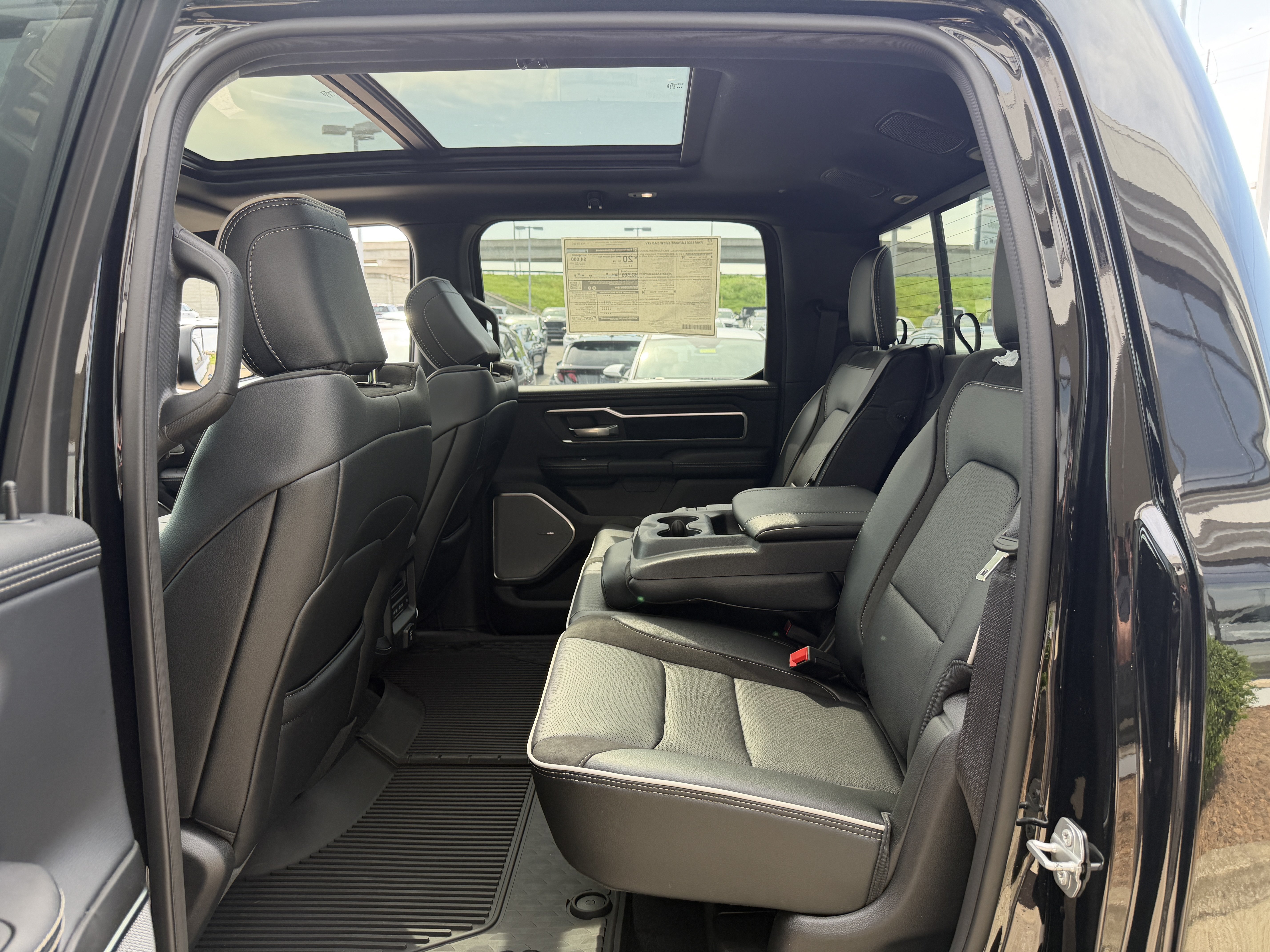 New 2026 RAM 1500 Laramie w/ Night Edition AWD/4WD image 33