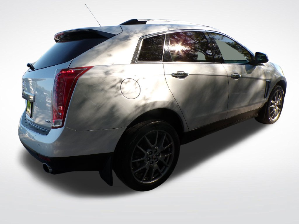 Used 2016 Cadillac SRX Performance w/ Midnight Edition Package AWD/4WD image 7