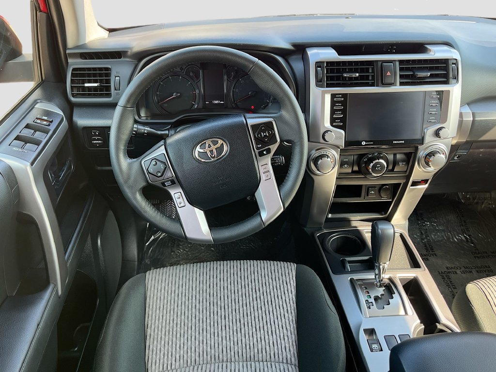 Used 2024 Toyota 4Runner SR5 RWD image 21