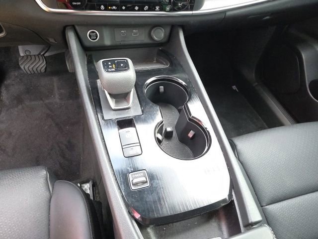 Used 2023 Nissan Rogue SV w/ SV Premium B Package image 19