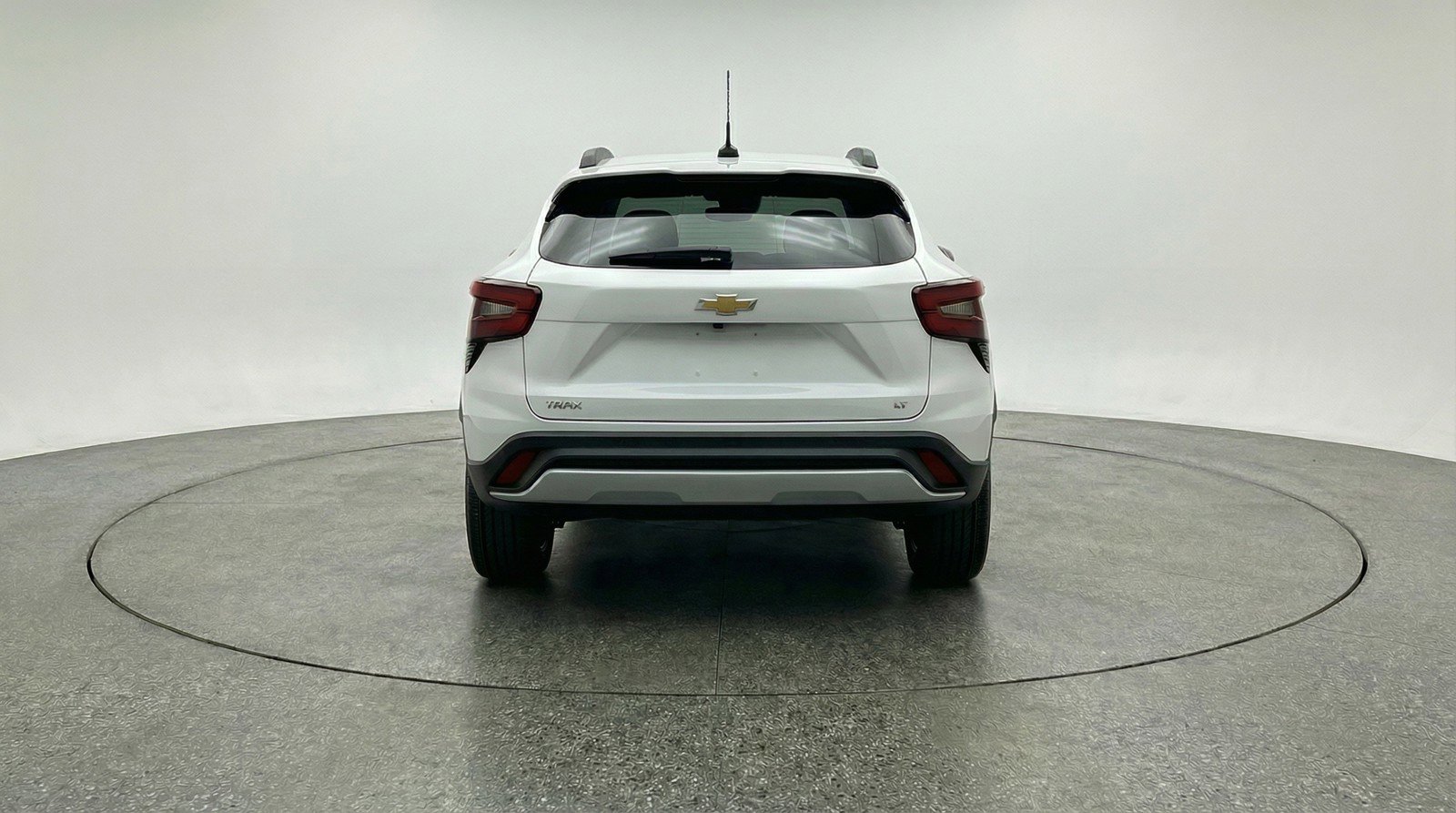 Used 2025 Chevrolet Trax LT image 7