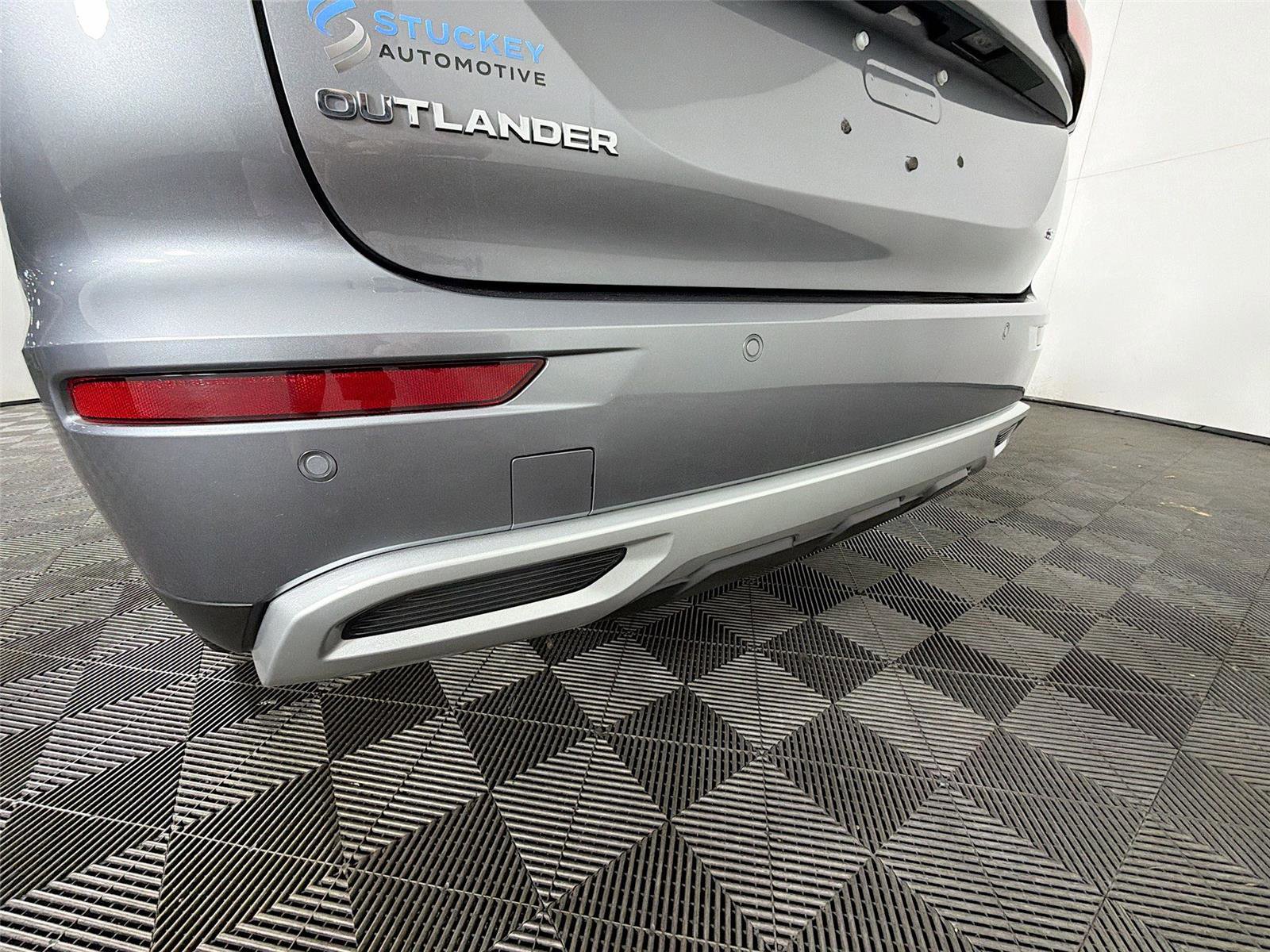 Used 2023 Mitsubishi Outlander SE AWD/4WD image 34