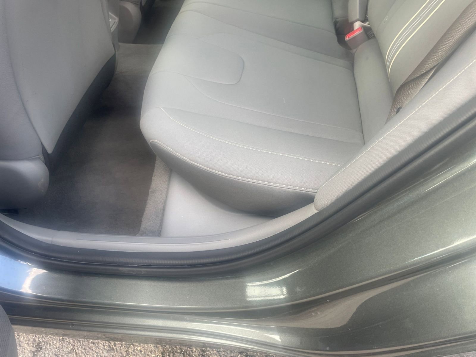 Used 2025 Hyundai Elantra SEL image 27