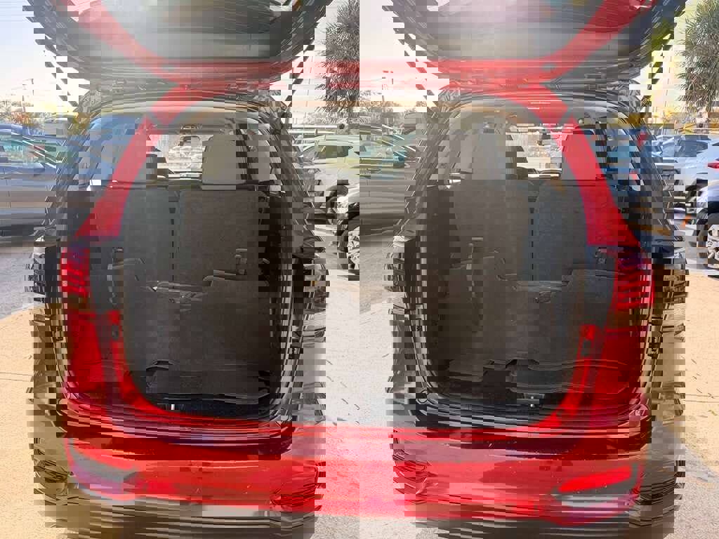 Used 2020 Kia Sorento LX FWD image 11