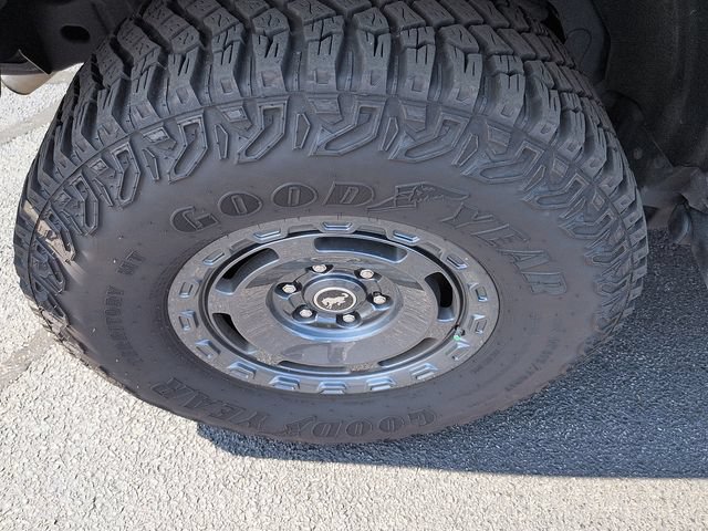 Used 2024 Ford Bronco Everglades AWD/4WD image 9