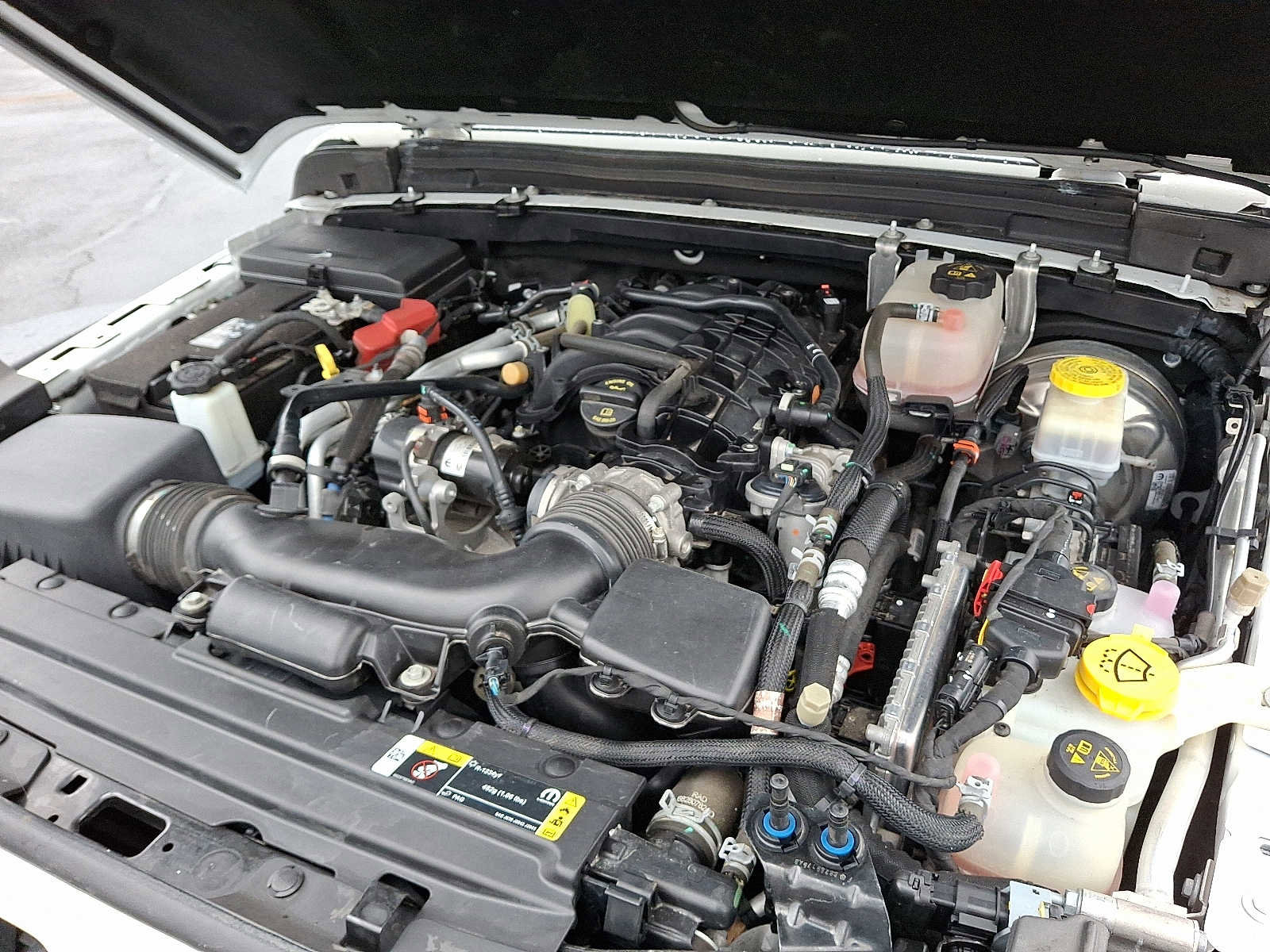 Used 2022 Jeep Wrangler Unlimited Sport image 27