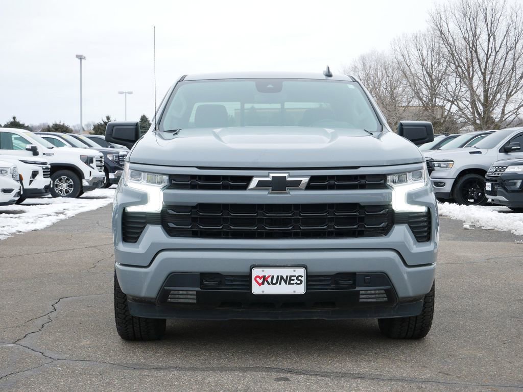 Used 2024 Chevrolet Silverado 1500 RST w/ Convenience Package II AWD/4WD image 2