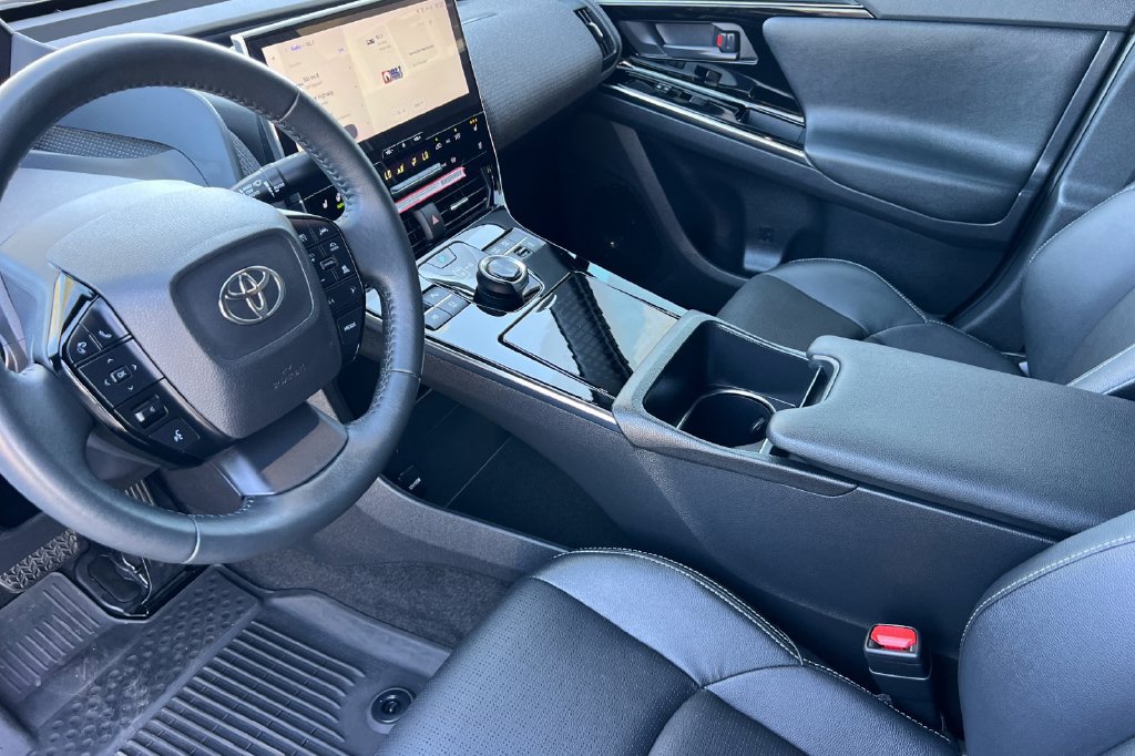 Certified 2023 Toyota bZ4X AWD image 10