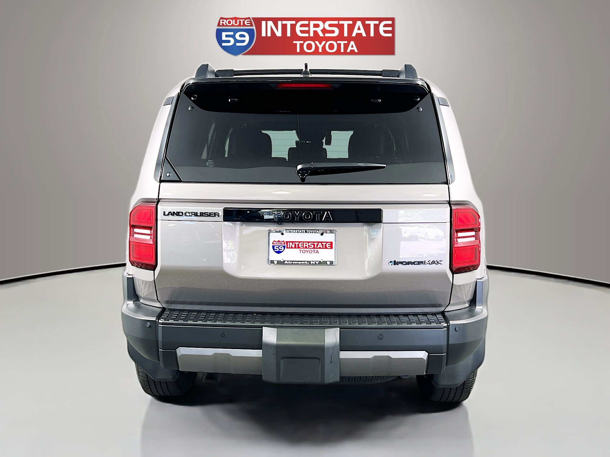 Used 2025 Toyota Land Cruiser w/ Premium Package AWD/4WD image 6