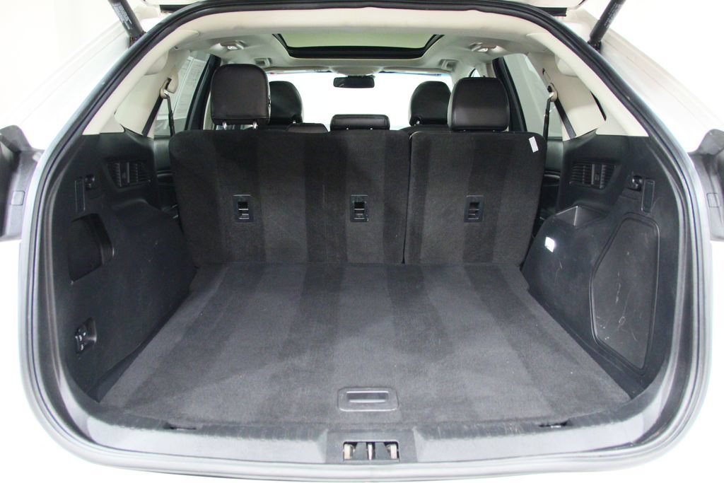 Used 2015 Ford Edge Titanium w/ Equipment Group 302A AWD/4WD image 26
