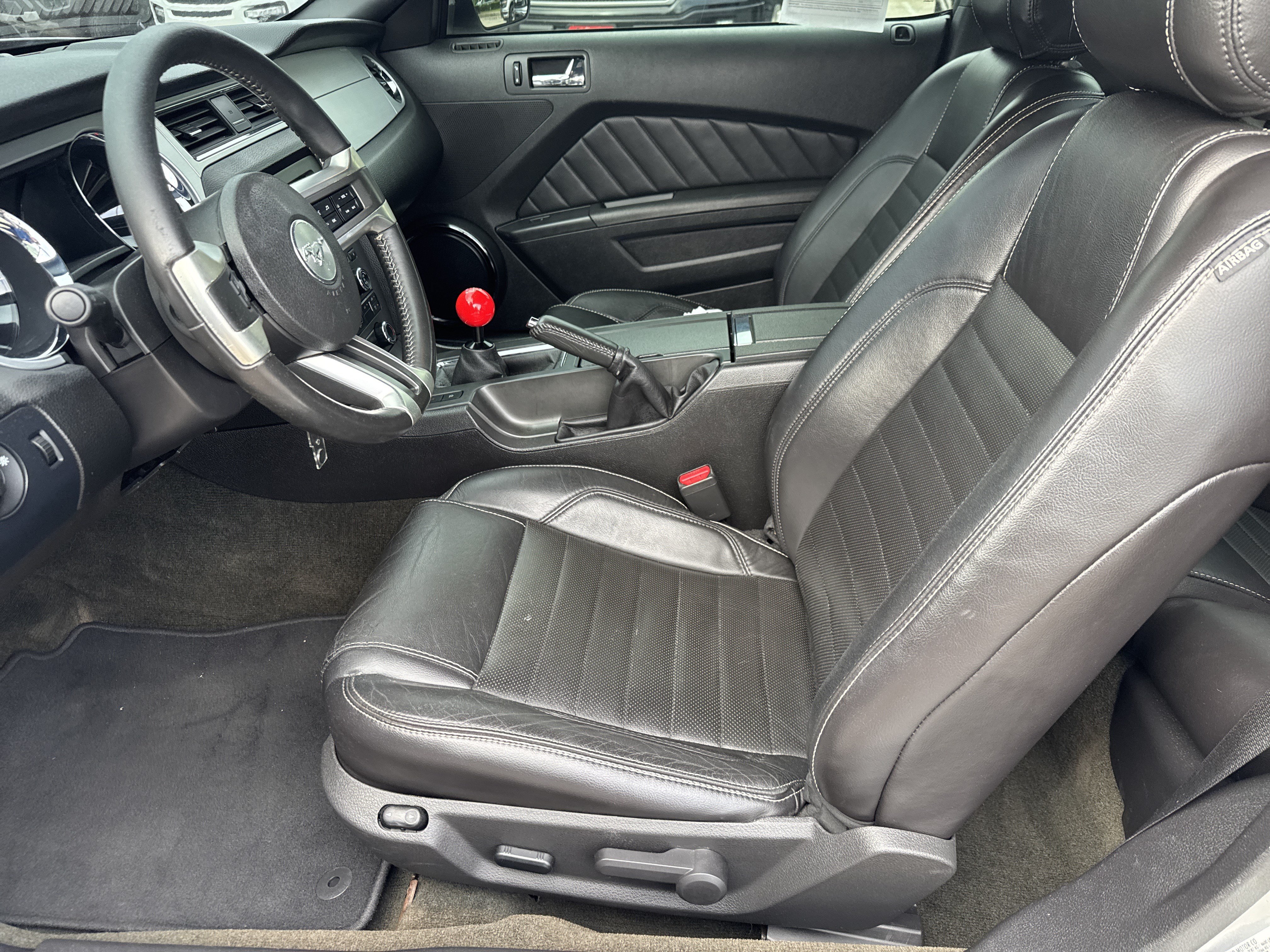 Used 2014 Ford Mustang GT Premium RWD image 15