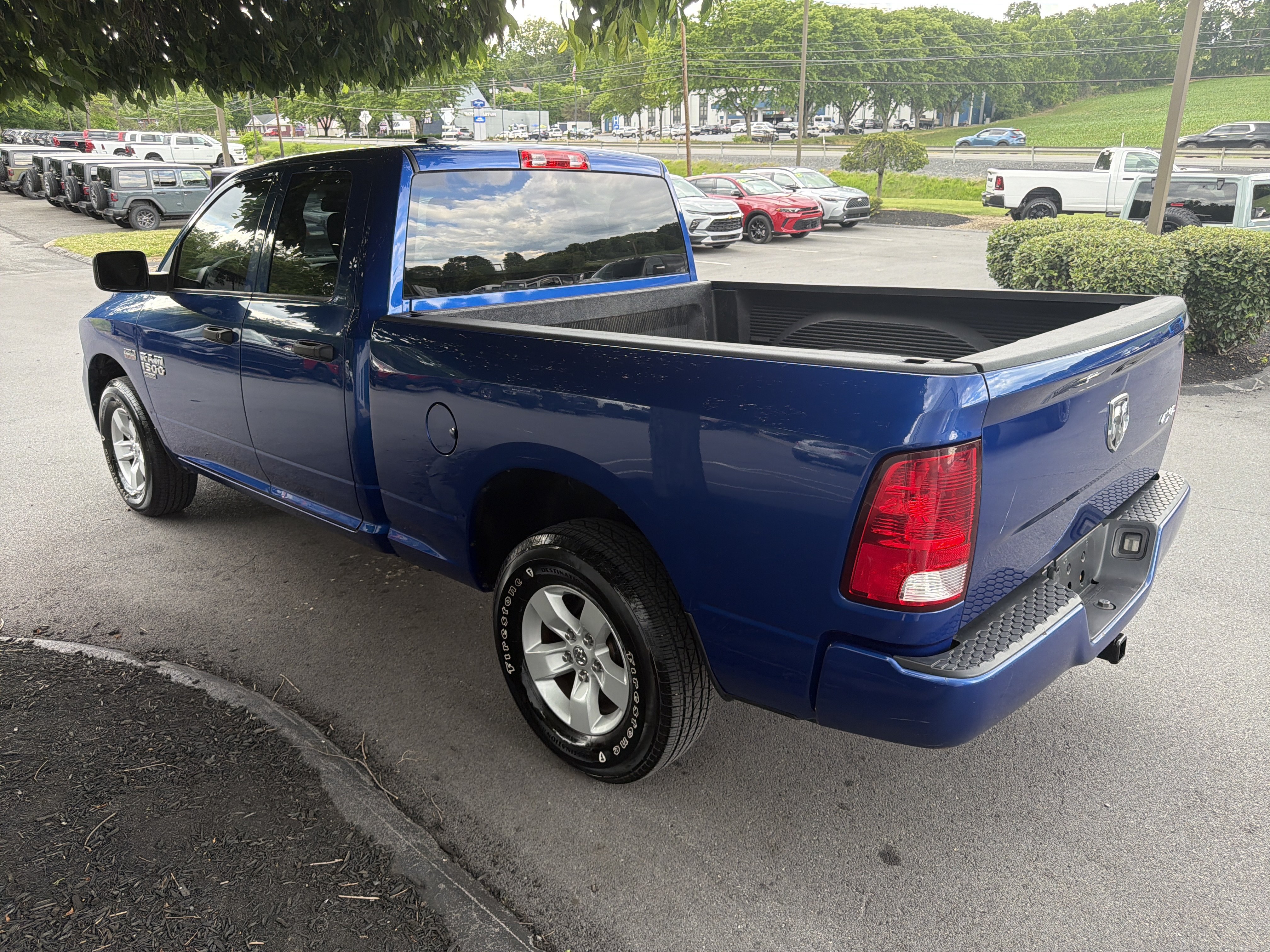 Used 2019 RAM 1500 Express AWD/4WD image 6