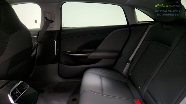 Used 2025 Lucid Air Pure RWD image 44