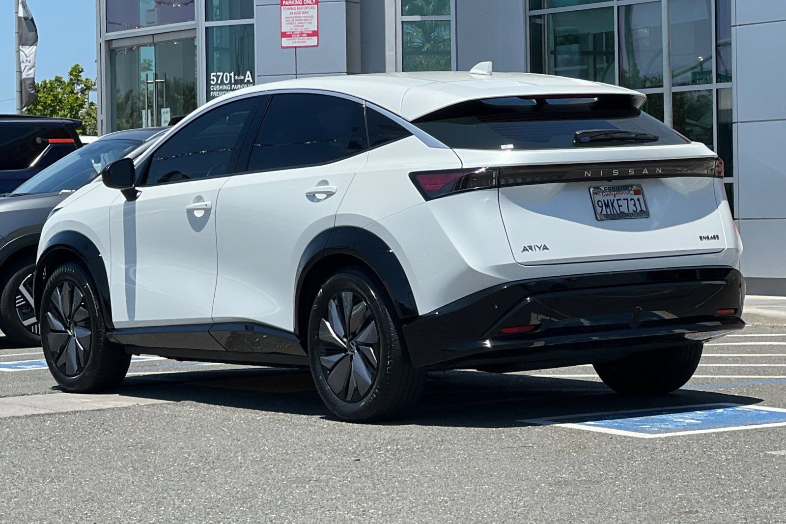 Certified 2024 Nissan Ariya FWD image 6