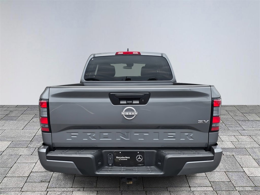 Used 2024 Nissan Frontier SV image 6