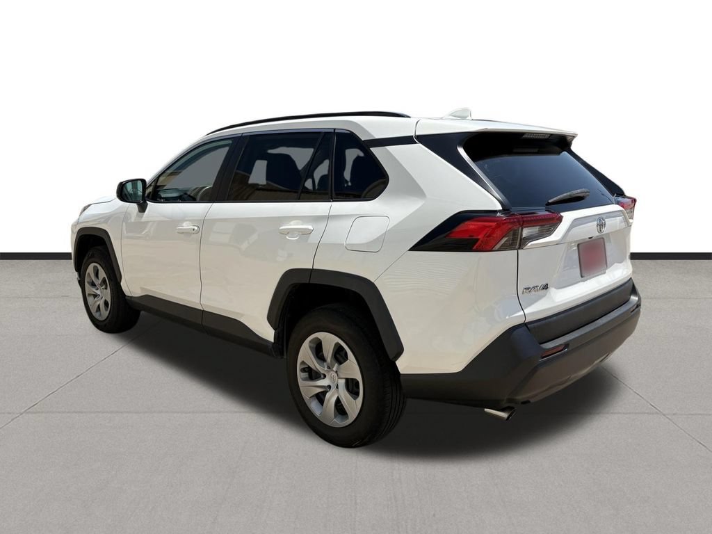 Used 2020 Toyota RAV4 LE FWD image 7
