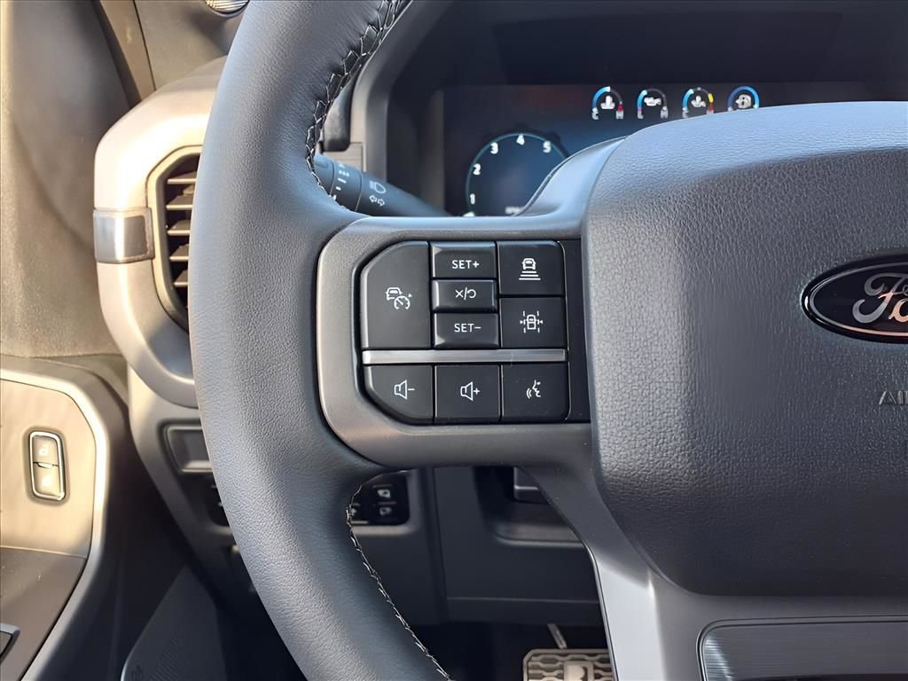 New 2025 Ford F150 XLT w/ Equipment Group 303A High image 28