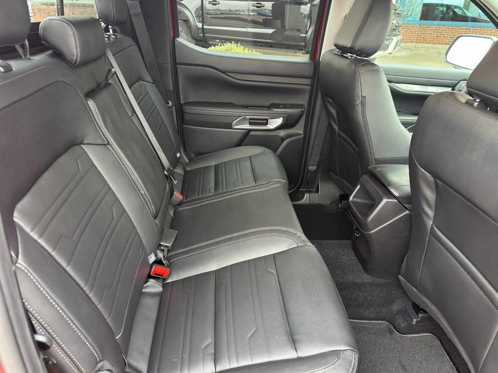 New 2025 Ford Ranger Lariat w/ Chrome Accent Package image 36