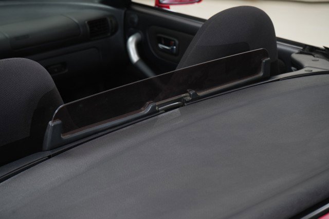 Used 2001 Toyota MR2 image 29