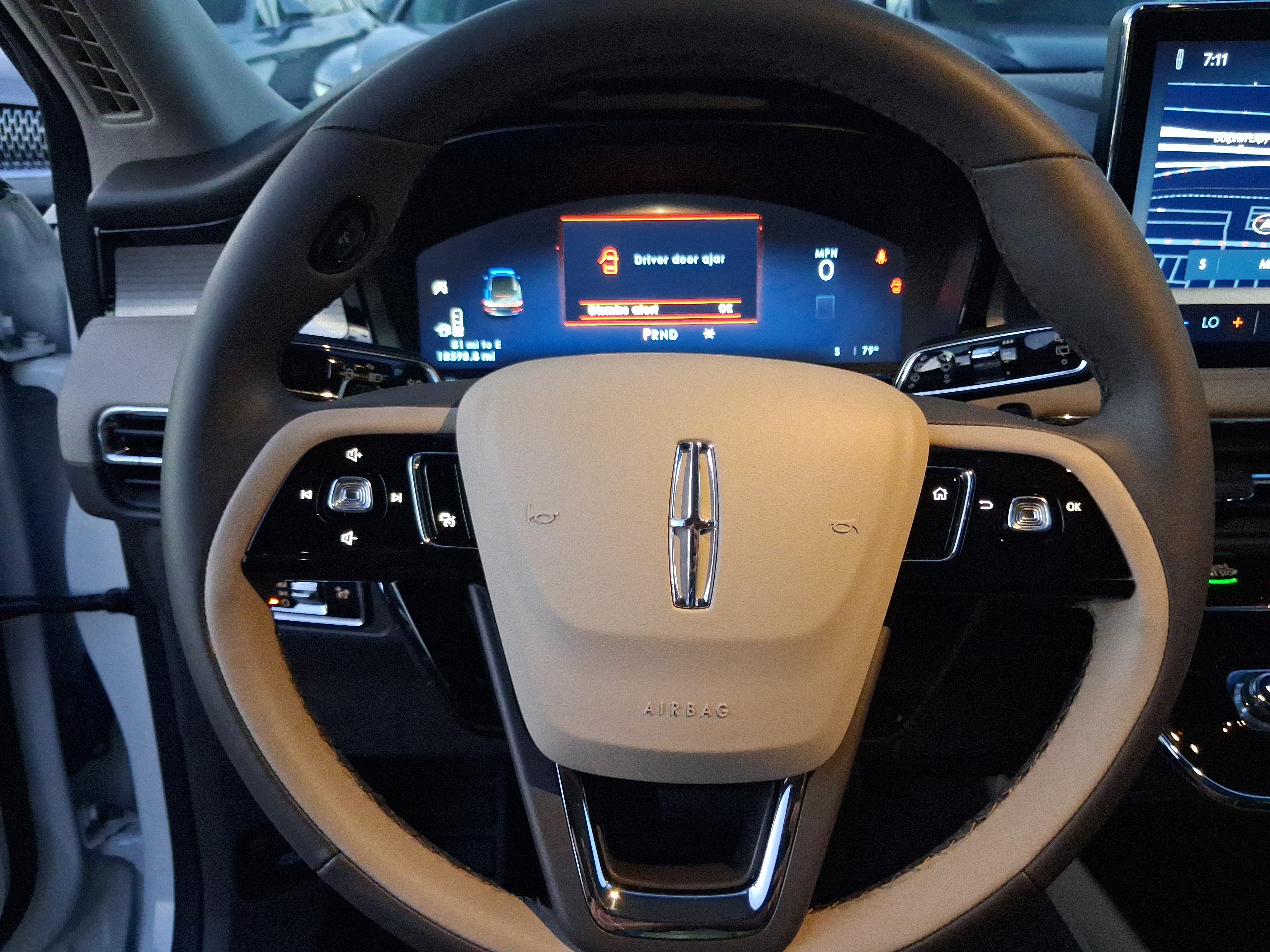Certified 2024 Lincoln Corsair FWD image 15