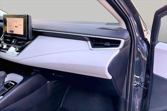 Certified 2026 Toyota Corolla LE w/ LE Premium Package FWD image 19