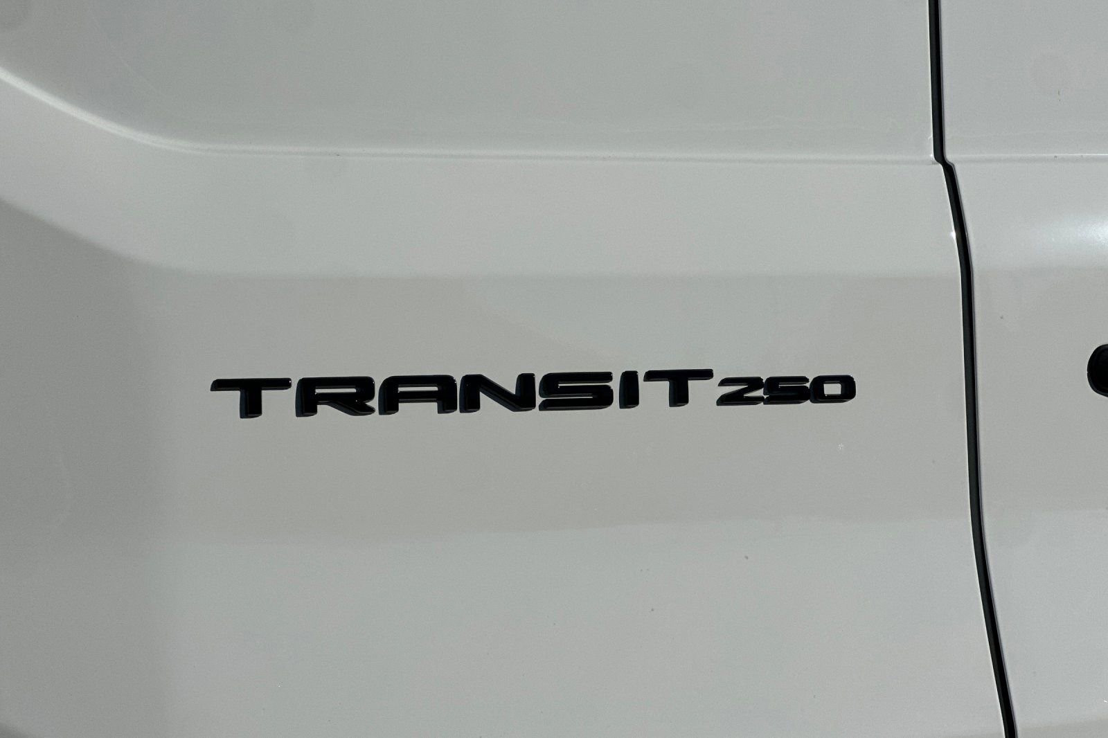 New 2026 Ford Transit 250 148 Medium Roof image 25