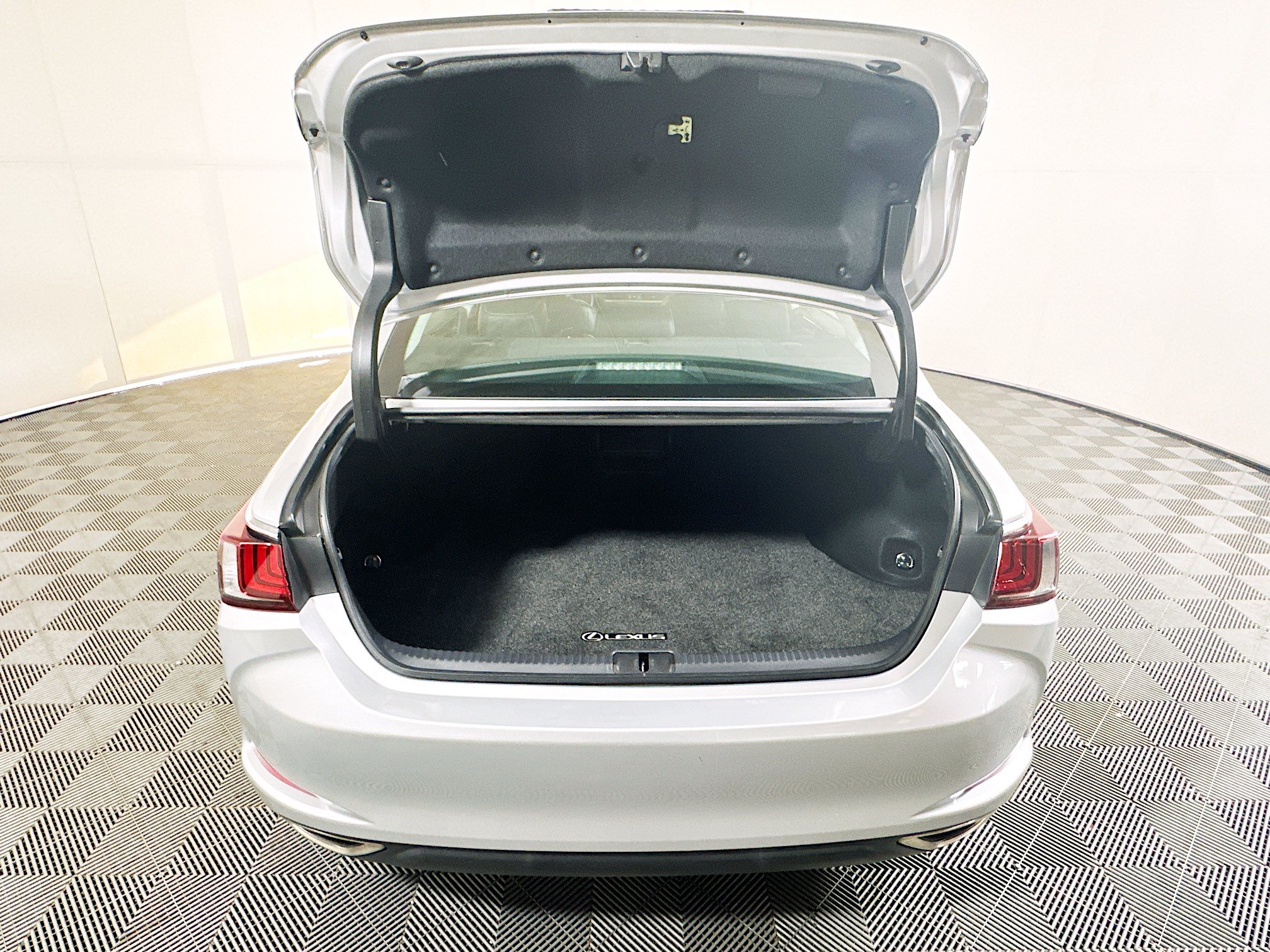 Used 2021 Lexus ES 350 w/ Accessory Package FWD image 31