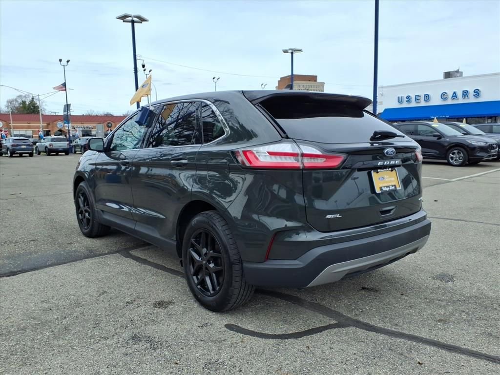 Used 2023 Ford Edge SEL w/ Convenience Package image 9