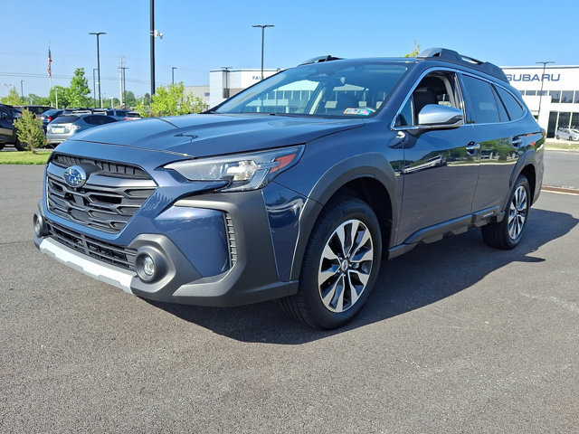 Certified 2023 Subaru Outback Touring AWD/4WD image 4