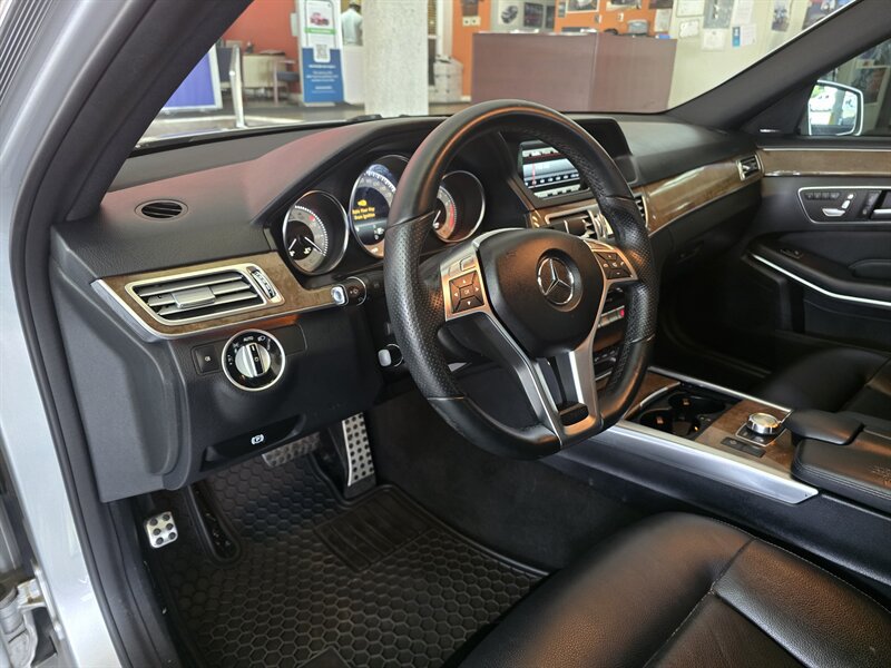 Used 2014 Mercedes-Benz E 350 4MATIC Sedan image 10