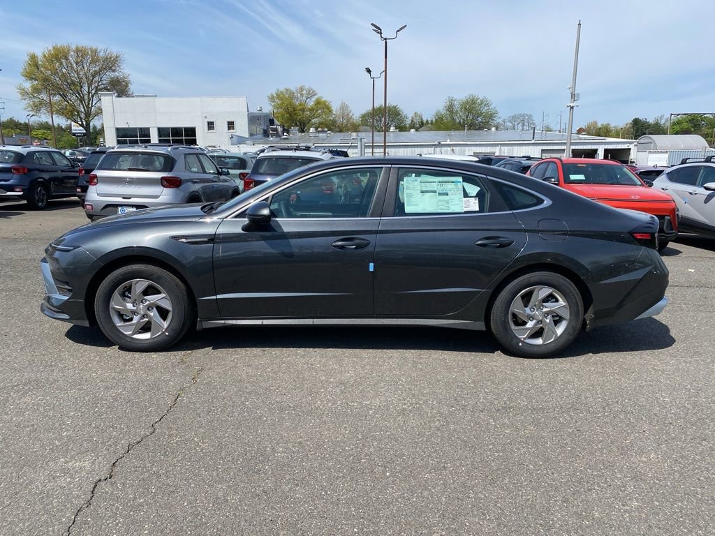 New 2026 Hyundai Sonata SE FWD image 7