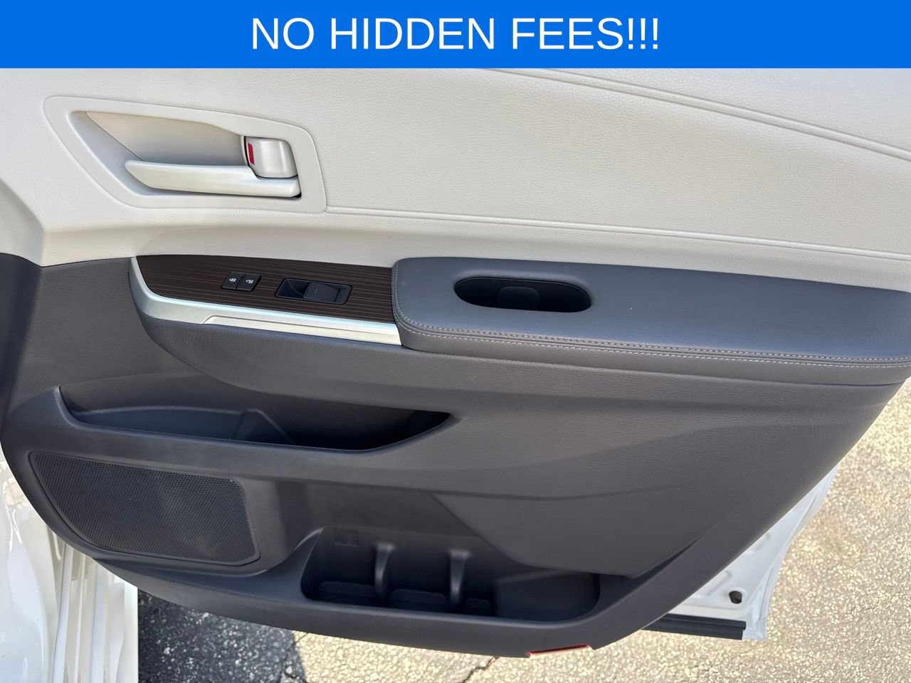 Used 2021 Toyota Sienna LE FWD image 21