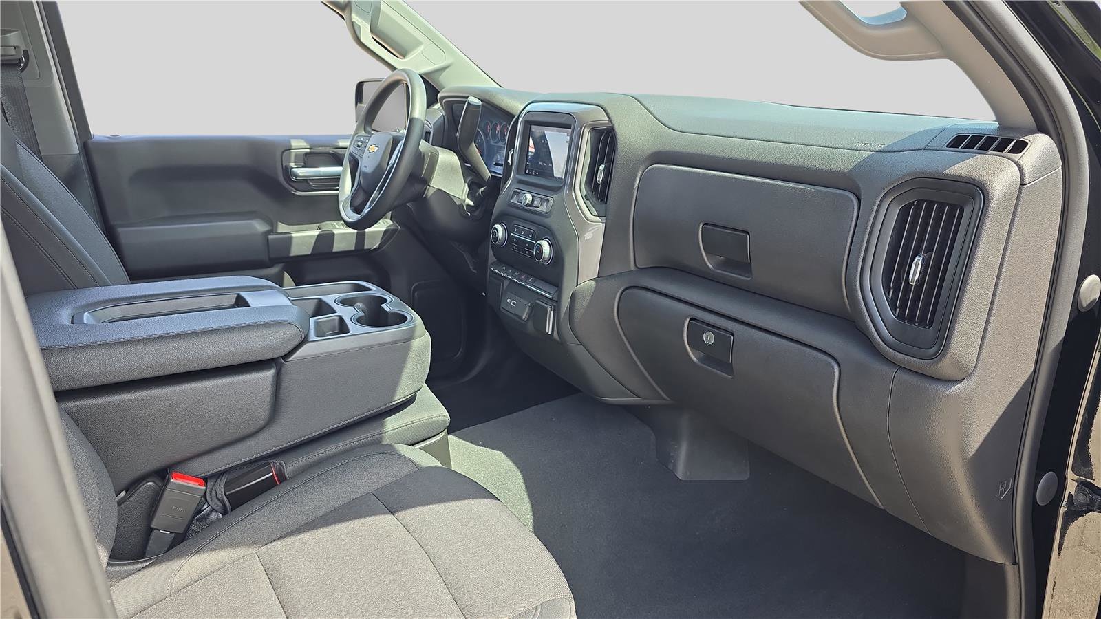 Used 2023 Chevrolet Silverado 1500 Custom AWD/4WD image 16