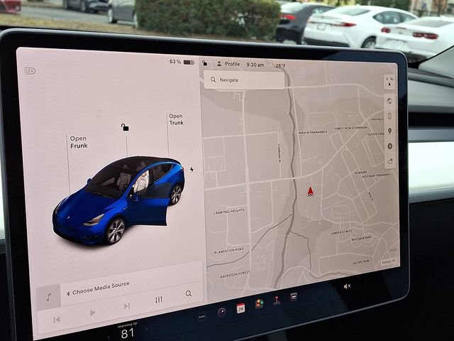 Used 2021 Tesla Model Y Long Range image 19