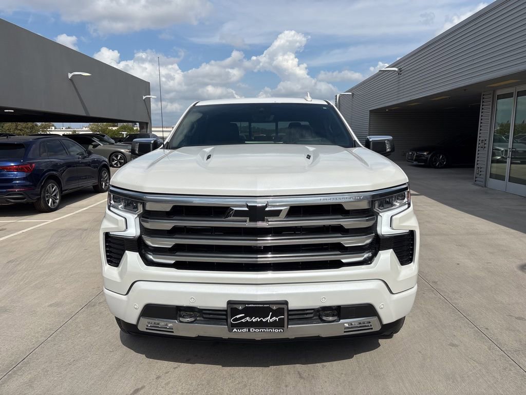 Used 2024 Chevrolet Silverado 1500 High Country w/ Technology Package video 2