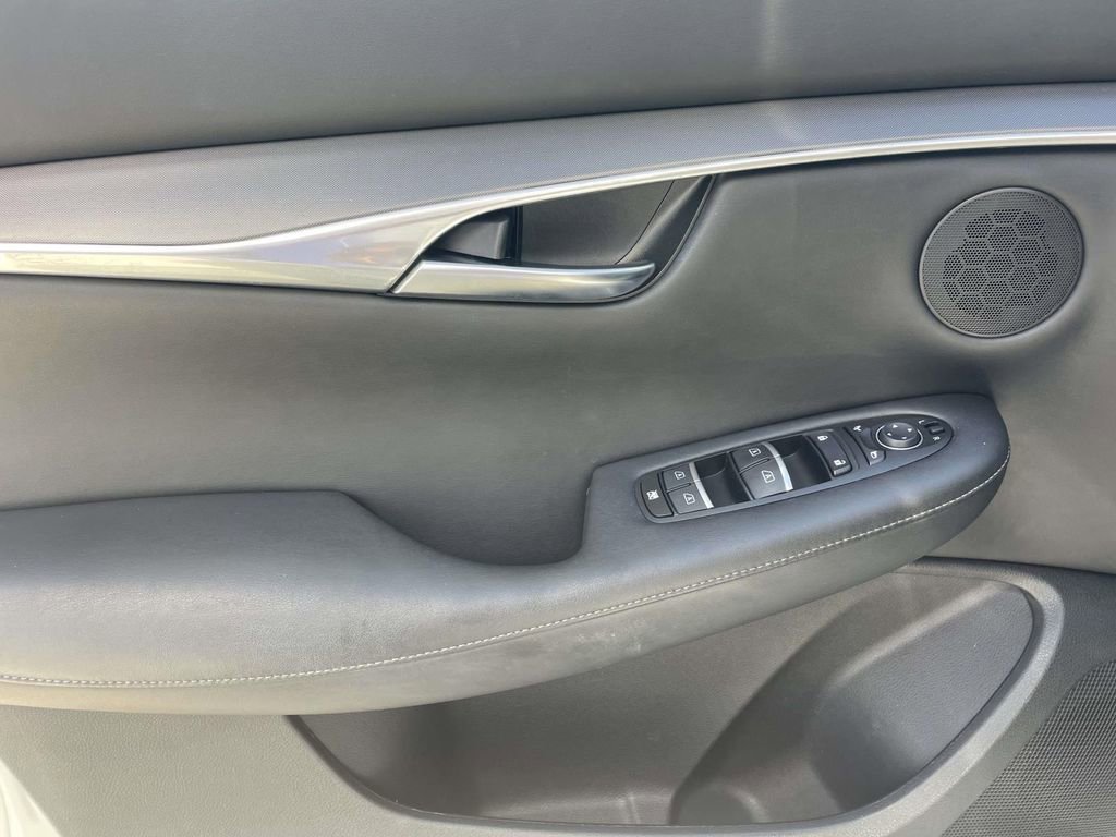 Used 2022 INFINITI QX50 Luxe FWD image 15
