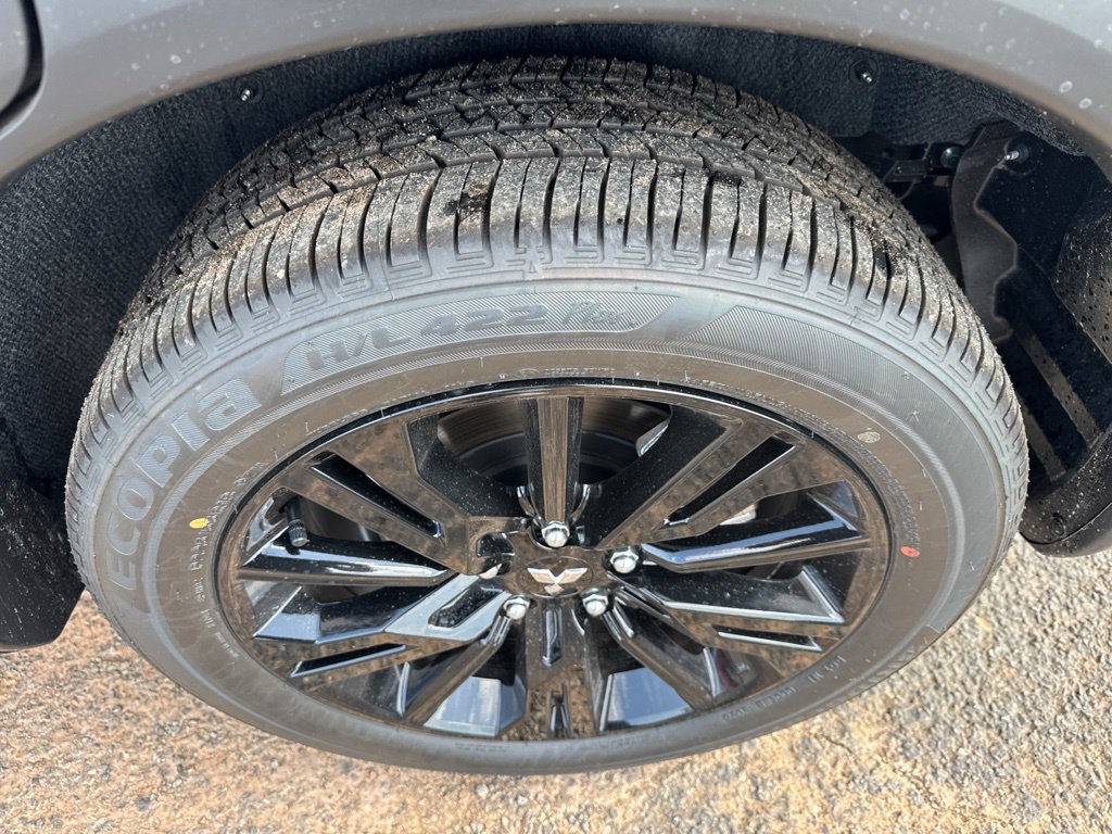 New 2026 Mitsubishi Eclipse Cross LE AWD/4WD image 36