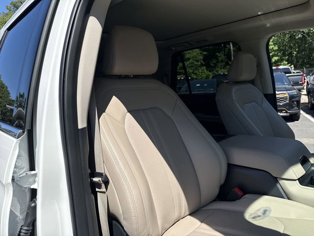 Used 2024 Ford Expedition Limited AWD/4WD image 26