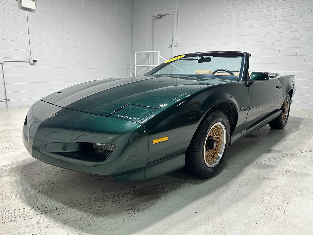 Used 1992 Pontiac Firebird Convertible RWD image 17
