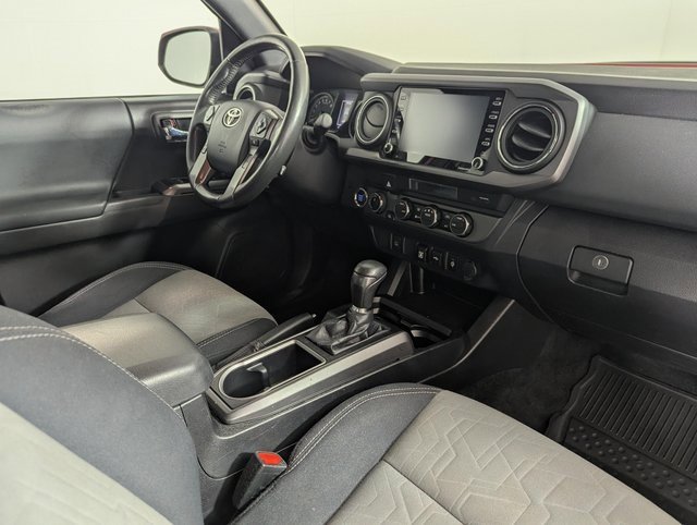 Used 2021 Toyota Tacoma TRD Sport image 30