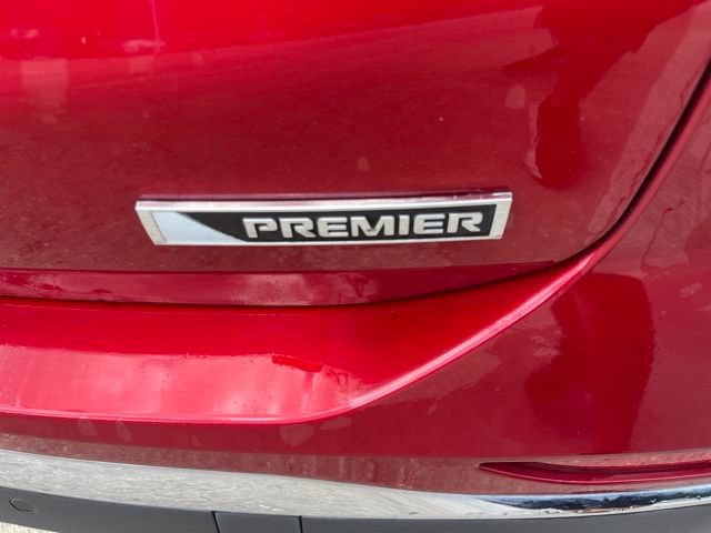 Used 2018 Chevrolet Equinox Premier FWD image 6
