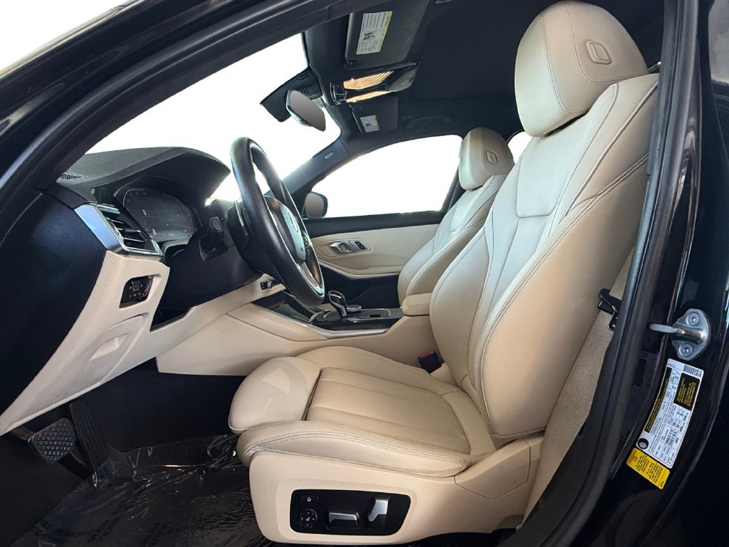 Used 2019 BMW 330i Sedan w/ Premium Package RWD image 10