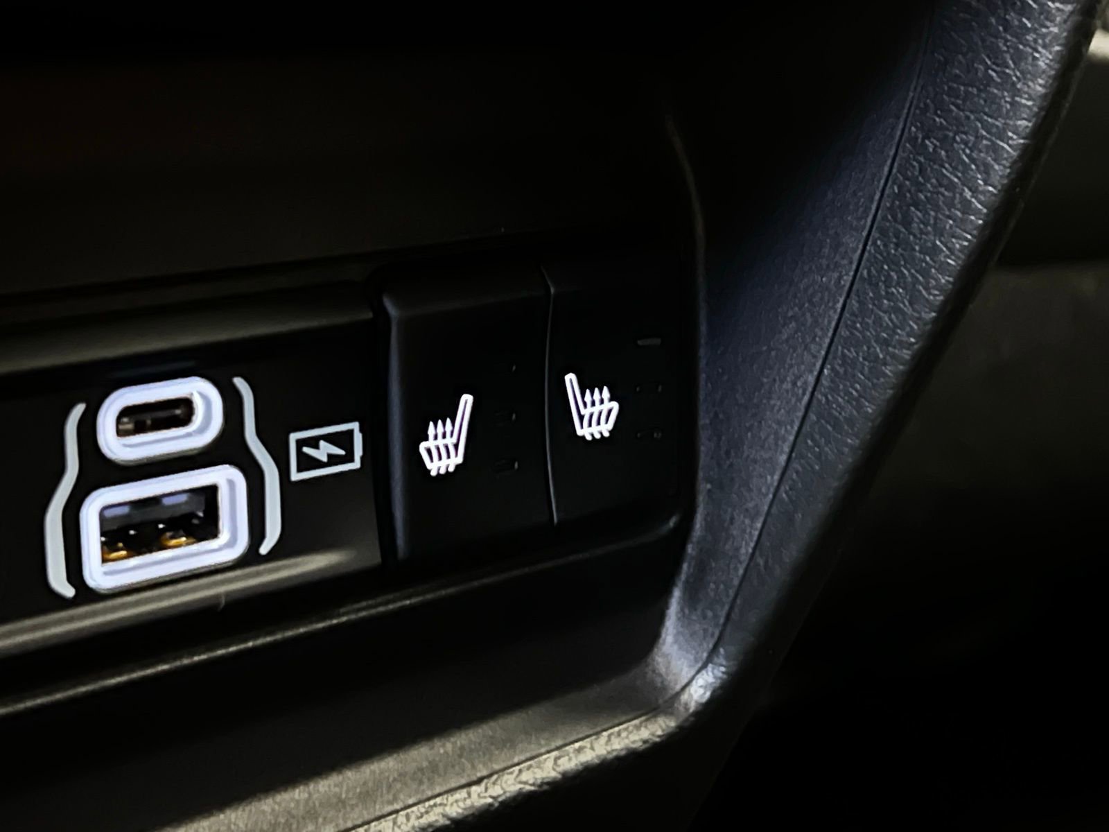 Used 2024 Jeep Grand Cherokee Trailhawk image 28